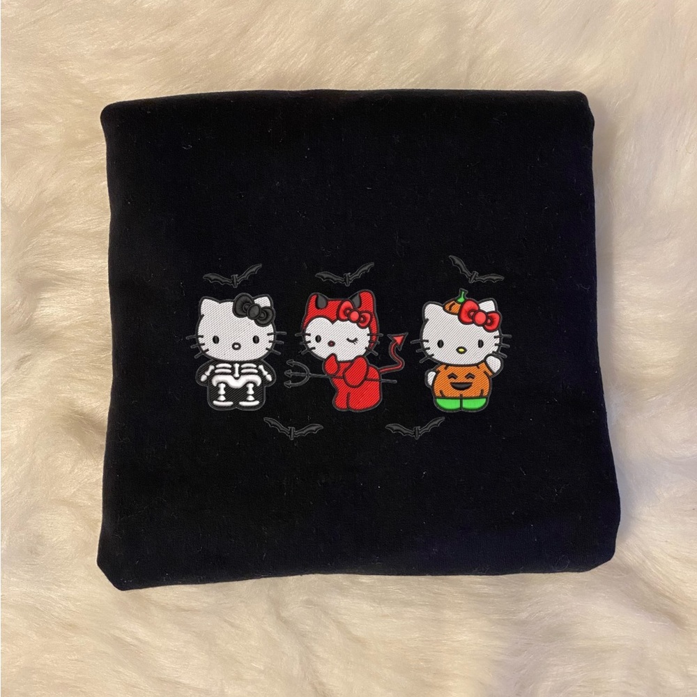 Hello Kitty Halloween Crewnecks - Picture 3 of 7